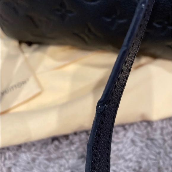 Louis Vuitton Montaigne BB Crossbody Handbag - Picture 8 of 13